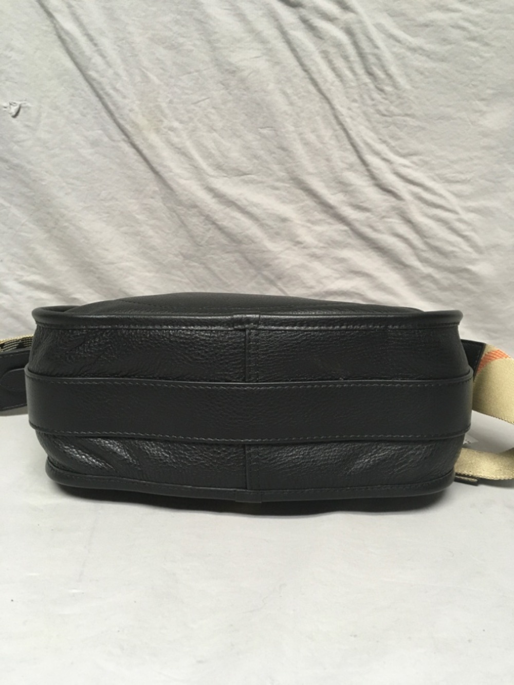 BURBERRY SM B CLIP MESSENGER - Picture 3 of 4